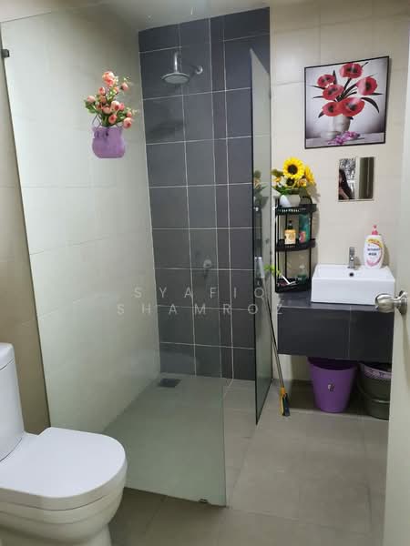 3-storey Terraced House for Sale in Rawang (Selangor) - Syafiq Shamroz - Bathroom - PropertyGuru.com.my