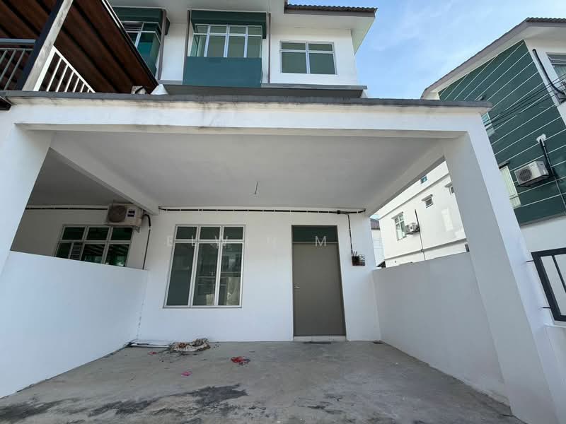 3-storey Terraced House for Sale in Taman Kundang Jaya (Rawang) - Elwin Mah - Exterior - PropertyGuru.com.my