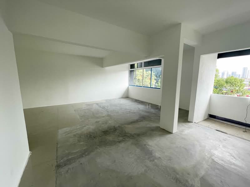 Shop / Office for Rent in Taman Tun Dr Ismail (Kuala Lumpur) - Eddie Hi - Balcony - PropertyGuru.com.my
