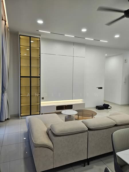 Service Residence for Sale at The Park 2 - Angie Siew - Living Room - PropertyGuru.com.my