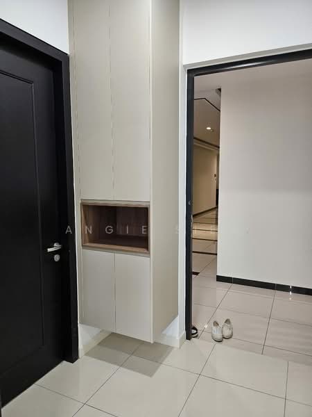 Service Residence for Sale at The Park 2 - Angie Siew - Entrance - PropertyGuru.com.my