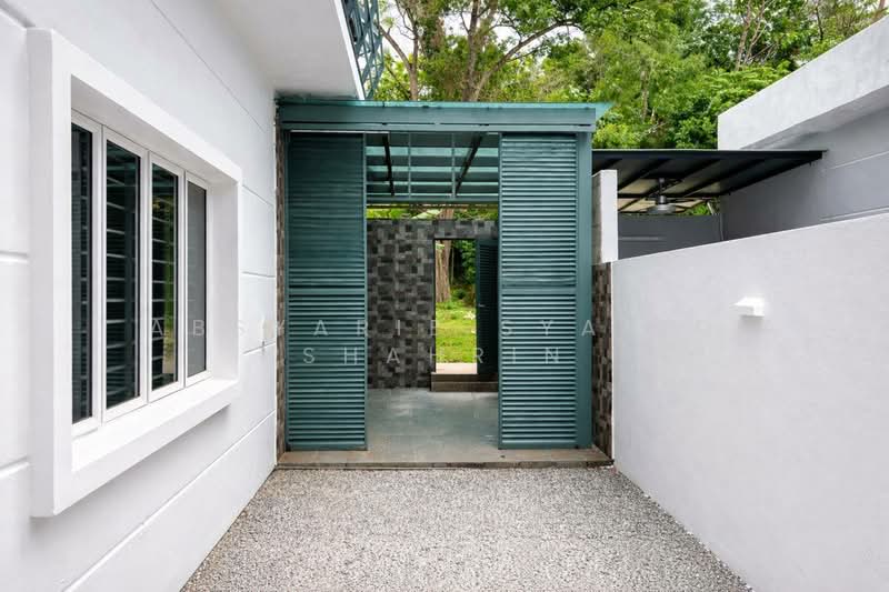 Semi-Detached House for Sale in Cyberjaya (Selangor) - Absyarie Syafiq Shahrin - Exterior - PropertyGuru.com.my