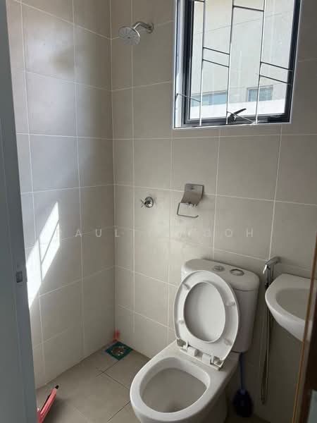 Semi-Detached House for Sale in Senai (Johor) - Pauline Goh - Bathroom - PropertyGuru.com.my