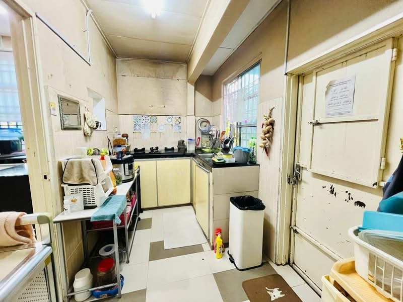 Semi-Detached House for Sale in Kulim Techno City (Kulim) - Aswad . - Kitchen - PropertyGuru.com.my
