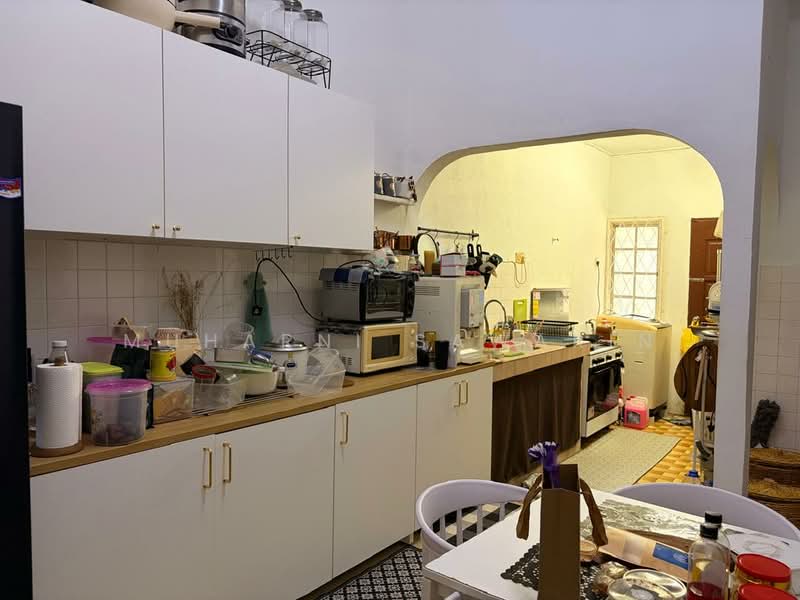 1-storey Terraced House for Sale in Taman Tun Dr Ismail (Kuala Lumpur) - muharni sawarin - Kitchen - PropertyGuru.com.my