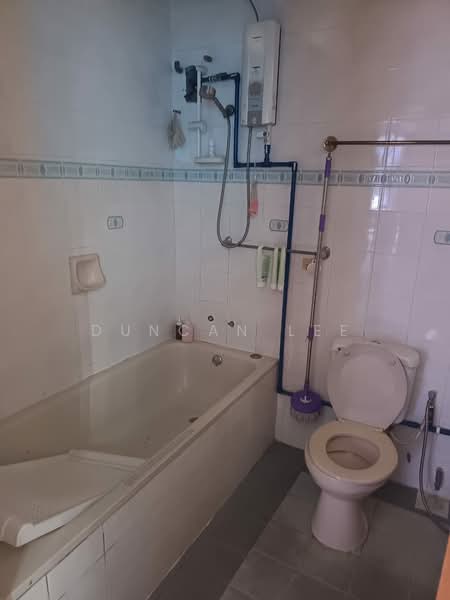 Desa Gembira untuk Untuk Dijual - RM 350,000, Mac 2026 - Bathroom - PropertyGuru.com.my