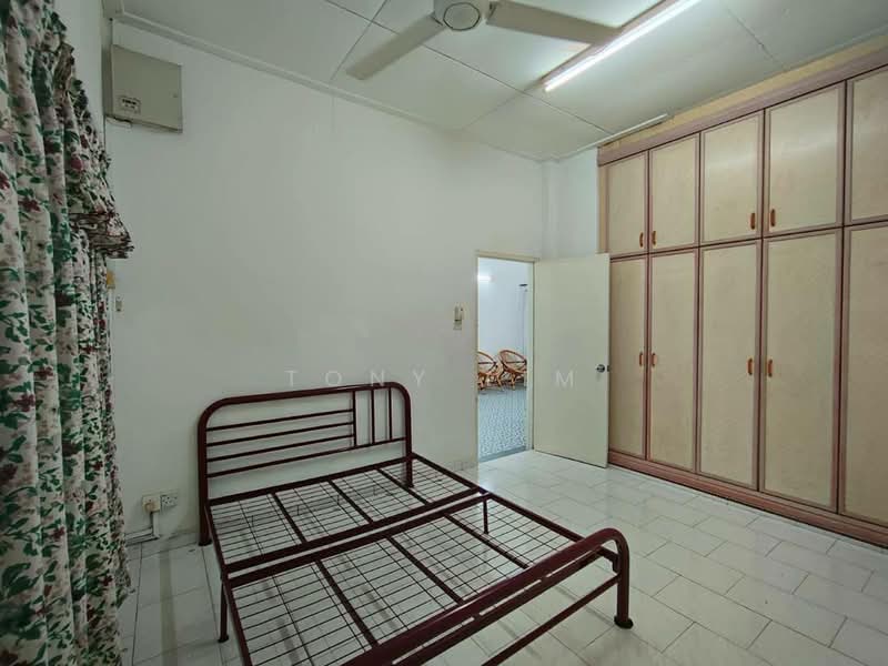 Taman Pelangi Taman Pelangi Tamans Pelangis untuk Untuk Disewa - RM 2,300 /bulan, Mac 2026 - Bedroom - PropertyGuru.com.my