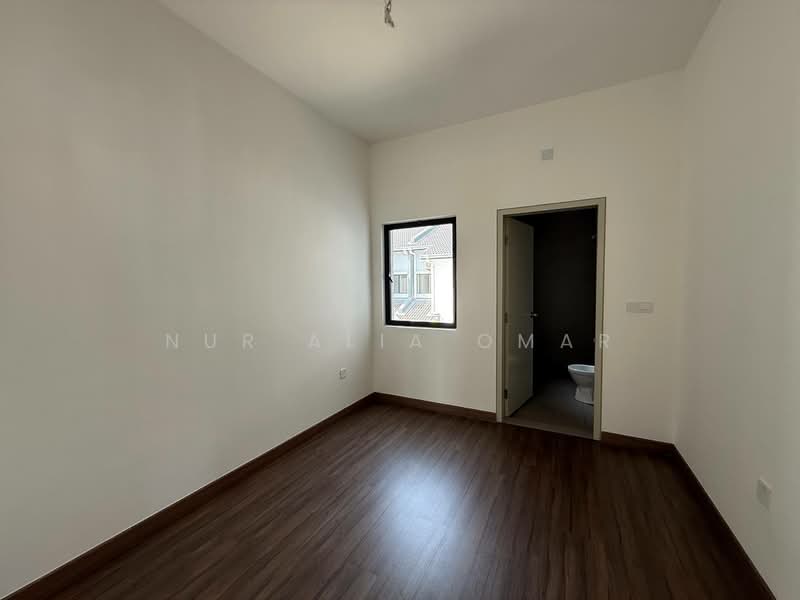 CASIRA 3 (SIRI 1) untuk Untuk Dijual - RM 1,100,000, Mac 2026 - Interior - PropertyGuru.com.my