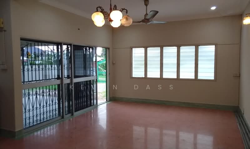 Seksyen 8 untuk Untuk Disewa - RM 7,500 /bulan, Mac 2026 - Living Room - PropertyGuru.com.my