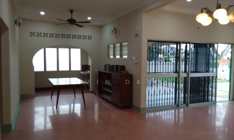 Seksyen 8 untuk Untuk Disewa - RM 7,500 /bulan, Mac 2026 - Living Room - PropertyGuru.com.my