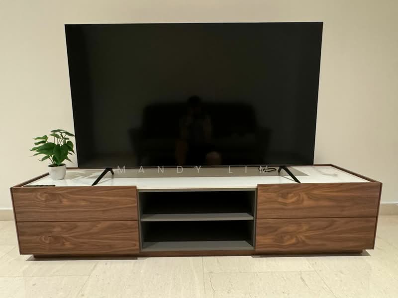 Marriott Residence @ Gurney untuk Untuk Dijual - RM 2,100,000, Mac 2026 - Living Room - PropertyGuru.com.my