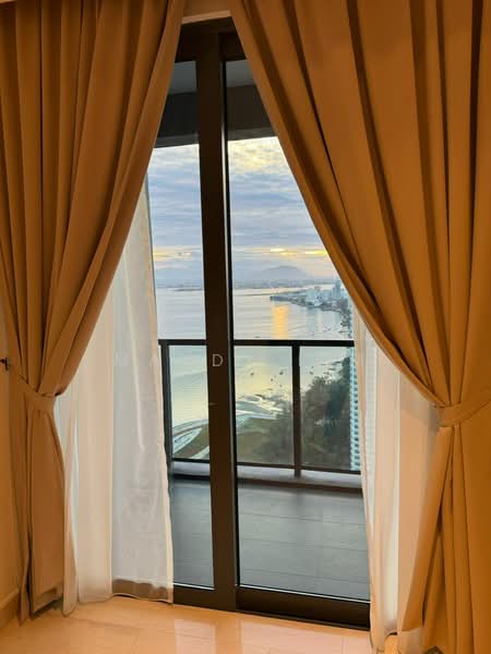 Marriott Residence @ Gurney untuk Untuk Dijual - RM 2,100,000, Mac 2026 - Balcony - PropertyGuru.com.my