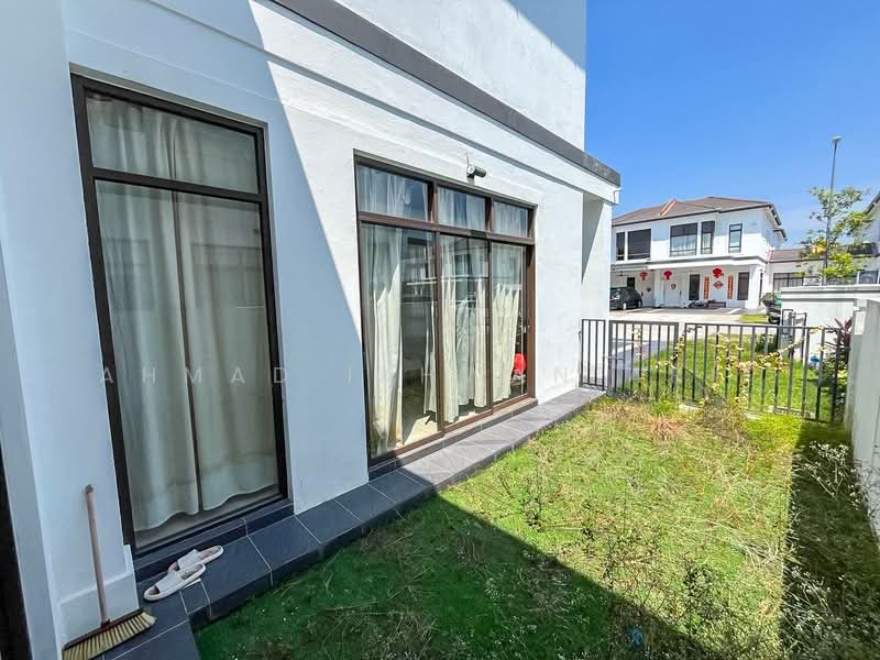 2-storey Terraced House for Sale in Eco Grandeur (Puncak Alam) - Ahmad Ikhwan Arif - Exterior - PropertyGuru.com.my