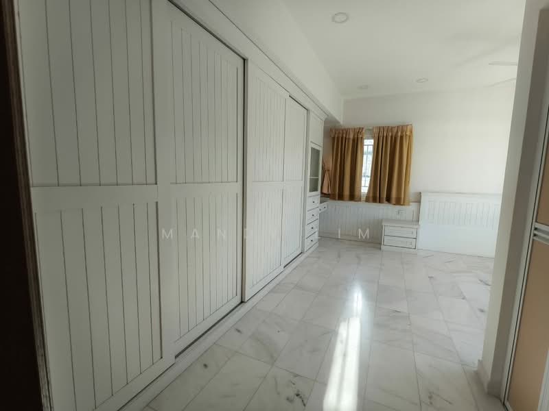Semi-Detached House for Sale in Island Glades (Jelutong) - Mandy Lim - Bedroom - PropertyGuru.com.my
