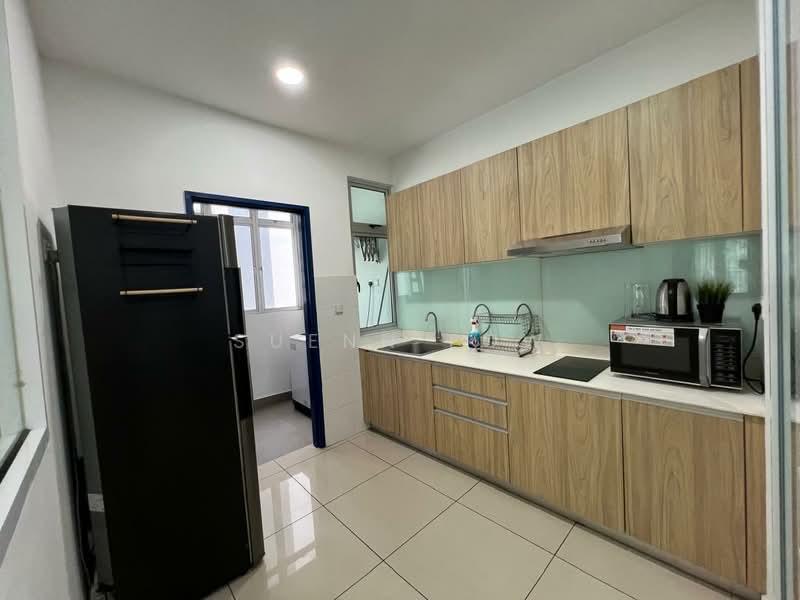 Service Residence for Rent at Meridin Bayvue Serviced Apartment - Suenn Low - Kitchen - PropertyGuru.com.my