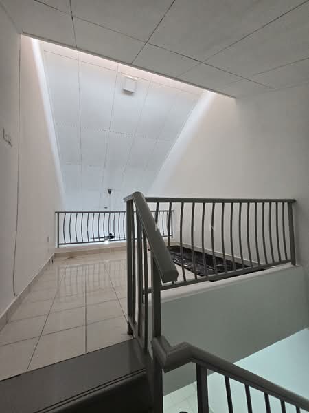 Taman Sierra Perdana untuk Untuk Disewa - RM 1,600 /bulan, Mac 2026 - Interior - PropertyGuru.com.my