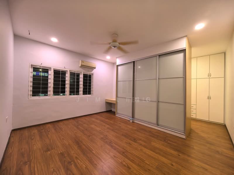Terraced House for Sale in Seksyen 32, Kemuning Green Ville (Shah Alam) - Jim Ling - Bedroom - PropertyGuru.com.my
