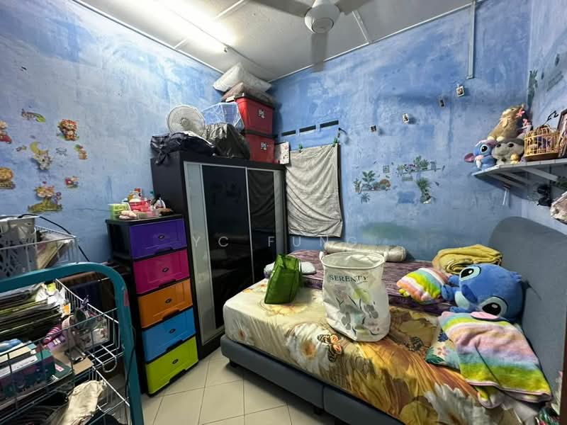 1-storey Terraced House for Sale in Taman Universiti (Skudai) - YC Fung - Bedroom - PropertyGuru.com.my
