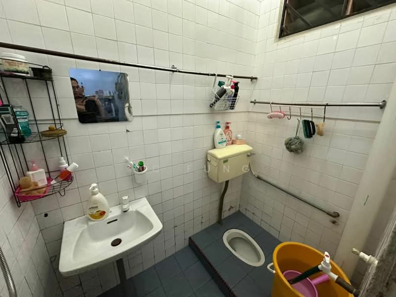 1-storey Terraced House for Sale in Taman Universiti (Skudai) - YC Fung - Bathroom - PropertyGuru.com.my