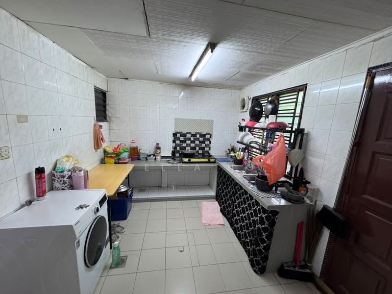 Taman Johor untuk Untuk Dijual - RM 490,000, Apr 2026 - Kitchen - PropertyGuru.com.my