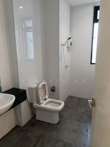 Grace Residence untuk Untuk Disewa - RM 3,600 /bulan, Mac 2026 - Bathroom - PropertyGuru.com.my
