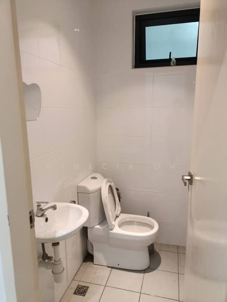 Grace Residence untuk Untuk Disewa - RM 3,600 /bulan, Mac 2026 - Bathroom - PropertyGuru.com.my