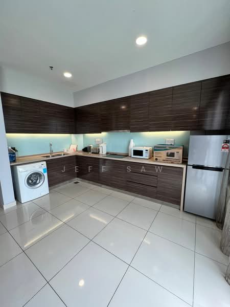 Service Residence for Sale at Somerset Puteri Harbour - Jeff Saw - Kitchen - PropertyGuru.com.my