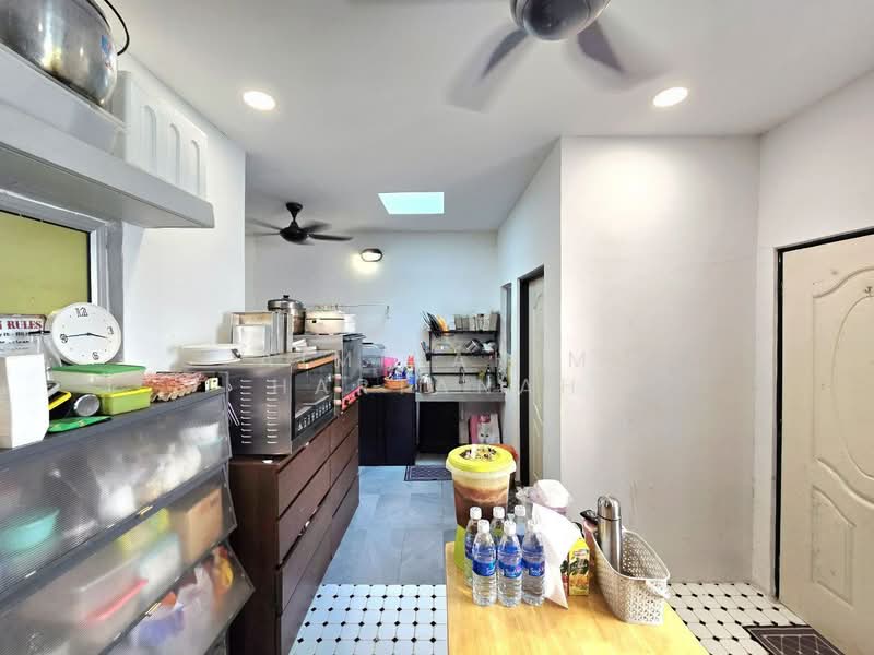 The Palm @ Hillpark untuk Untuk Dijual - RM 700,000, Mac 2026 - Kitchen - PropertyGuru.com.my