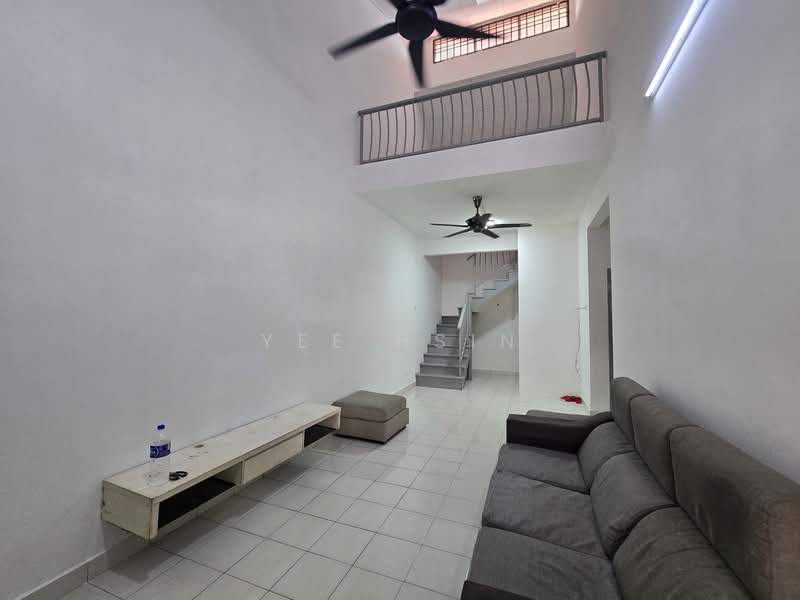 1-storey Terraced House for Rent in Taman Sierra Perdana (Masai) - Yee Hsin - Living Room - PropertyGuru.com.my