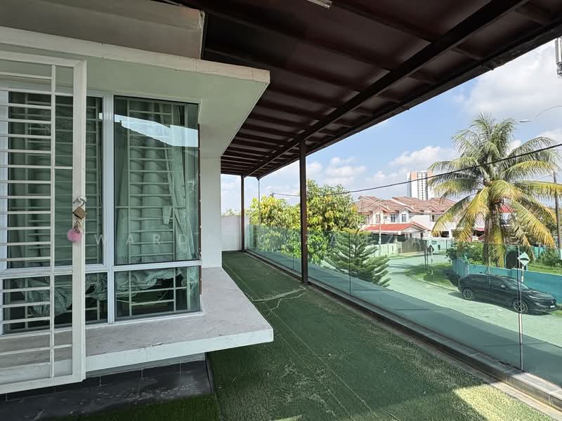 Semi-Detached House for Sale in Bandar Tasik Kesuma (Beranang) - Wardatu Zamzam - Balcony - PropertyGuru.com.my