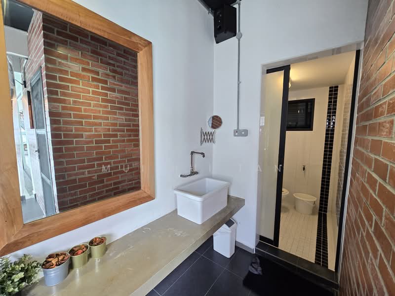 Commercial Bungalow for Rent in Johor Bahru (Johor) - Mui Hui Tan - PropertyGuru.com.my