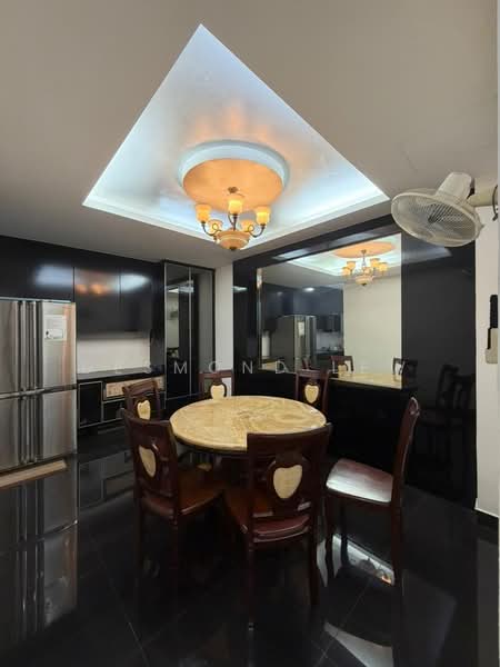 Taman Seri Austin untuk Untuk Dijual - RM 980,000, Mac 2026 - Dining Room - PropertyGuru.com.my