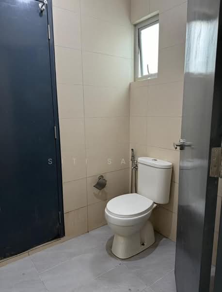 Terraced House for Rent in Cyberjaya (Selangor) - Siti Salwa - Bathroom - PropertyGuru.com.my
