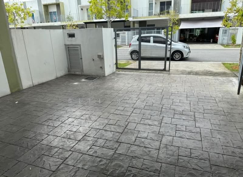 Terraced House for Rent in Cyberjaya (Selangor) - Siti Salwa - Exterior - PropertyGuru.com.my