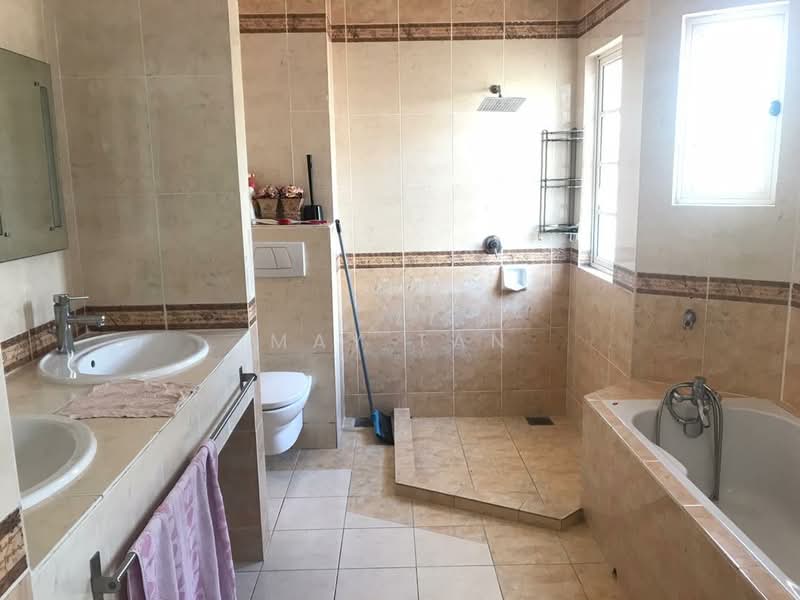 Bungalow for Rent in Ampang Jaya (Ampang) - May Tan - Bathroom - PropertyGuru.com.my