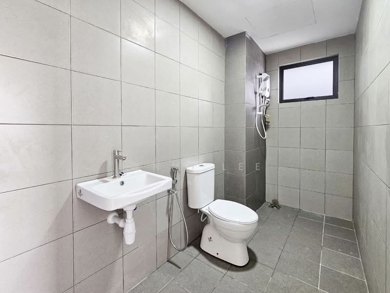 Service Residence for Rent at Residensi Bukit Tiara - Benny Lee - Bathroom - PropertyGuru.com.my