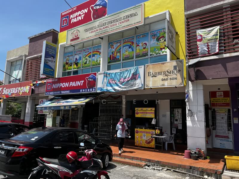 Shop for Rent in Taman Pelangi Semenyih 2 (Semenyih) - Eric Teoh - Exterior - PropertyGuru.com.my
