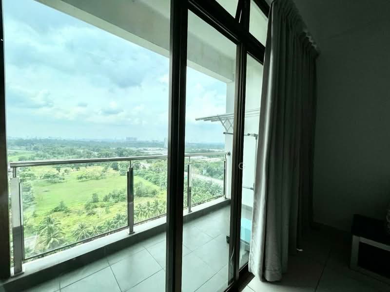 Service Residence for Sale at D'Inspire Residence (Inspira Bestari) - YC Fung - Balcony - PropertyGuru.com.my