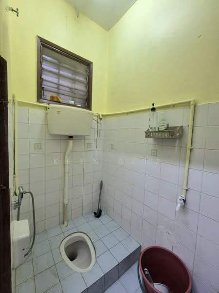 2-storey Terraced House for Sale in Taman Sri Andalas (Klang) - Keyn Aziz - Bathroom - PropertyGuru.com.my