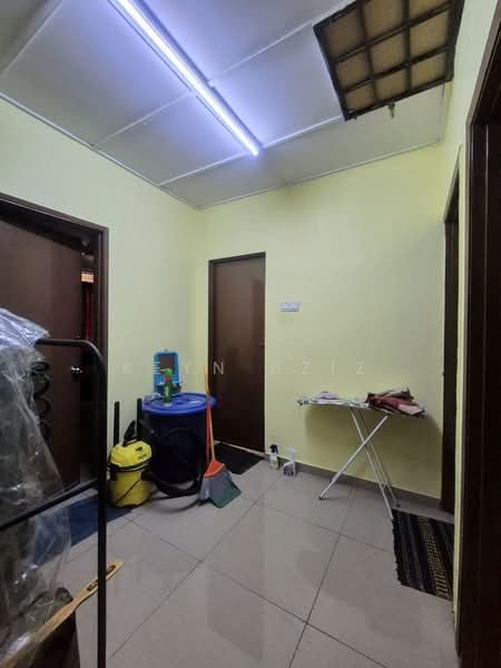 2-storey Terraced House for Sale in Taman Sri Andalas (Klang) - Keyn Aziz - Corridor - PropertyGuru.com.my