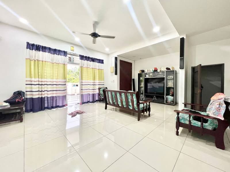 2-storey Terraced House for Sale in Sepang (Selangor) - Fauran Nawawi - Living Room - PropertyGuru.com.my