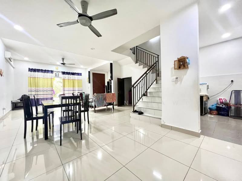 2-storey Terraced House for Sale in Sepang (Selangor) - Fauran Nawawi - Living Room - PropertyGuru.com.my