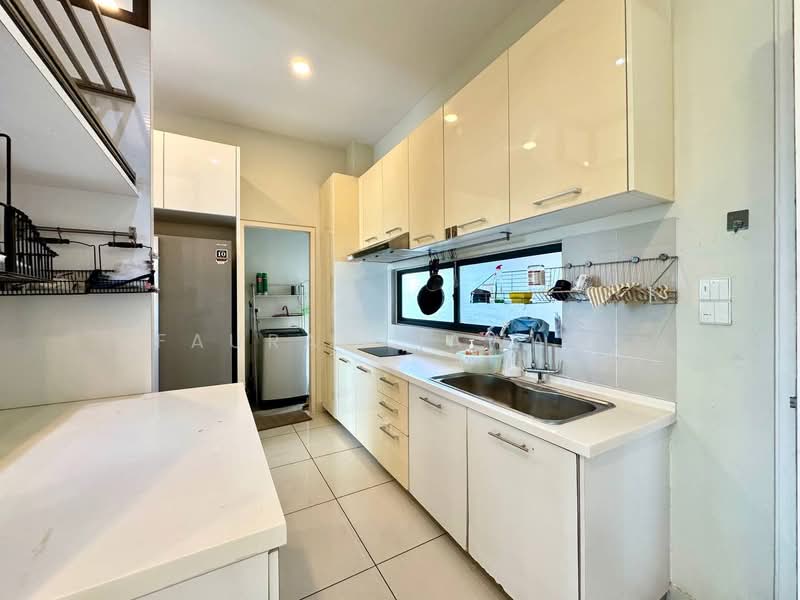 Condominium for Sale at Mirage By The Lake - Fauran Nawawi - PropertyGuru.com.my