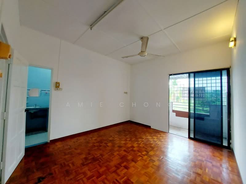 Bercham Double Storey Terace House Facing Field For Sale untuk Untuk Dijual - RM 350,000, Mac 2026 - Bedroom - PropertyGuru.com.my