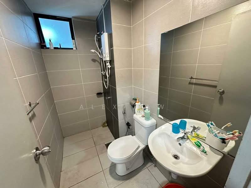 Condominium for Sale at Mizumi Residences - Alex Haw - Bathroom - PropertyGuru.com.my