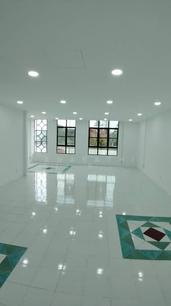 Shop / Office for Rent in Kajang (Selangor) - Ganabathi A/L Ramachandran - Interior - PropertyGuru.com.my