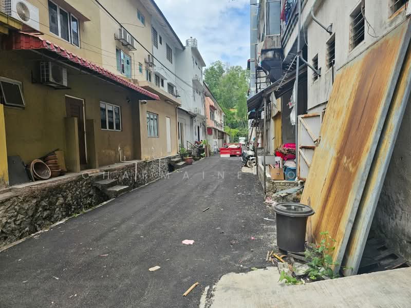 Shop for Rent in Taman Putri Jaya (Cheras) - Charmaine Loo - Exterior - PropertyGuru.com.my