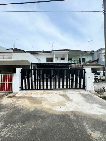 2-storey Terraced House for Sale in Taman Putri Kulai (Kulai) - Tommy Tai - Exterior - PropertyGuru.com.my