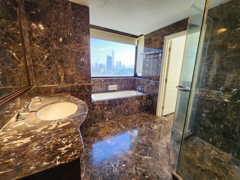 Sri Tiara Residences untuk Untuk Disewa - RM 3,000 /bulan, Mac 2026 - Bathroom - PropertyGuru.com.my