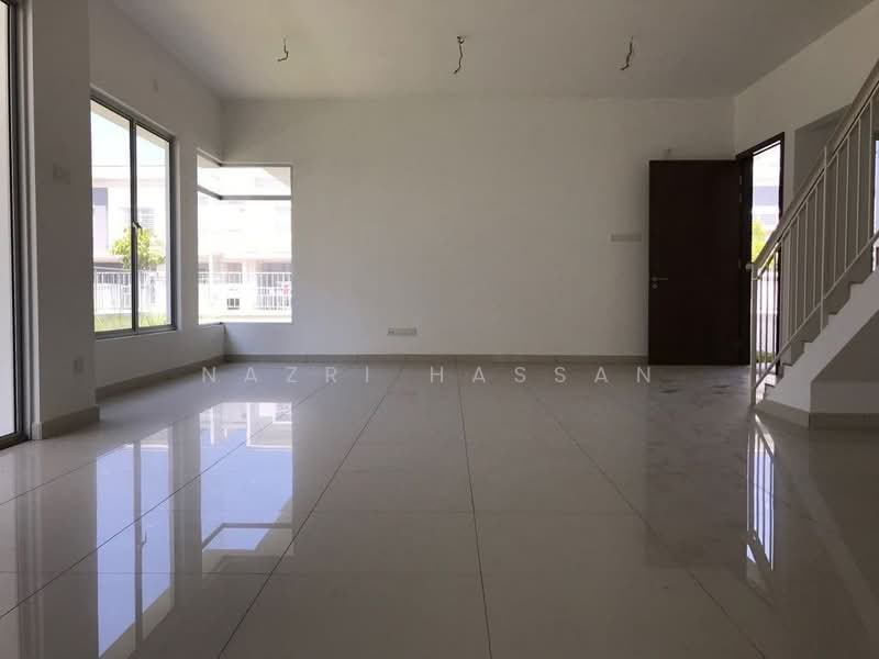 Semi-Detached House for Sale in Bandar Seri Coalfields (Ijok) - Nazri Hassan - Living Room - PropertyGuru.com.my